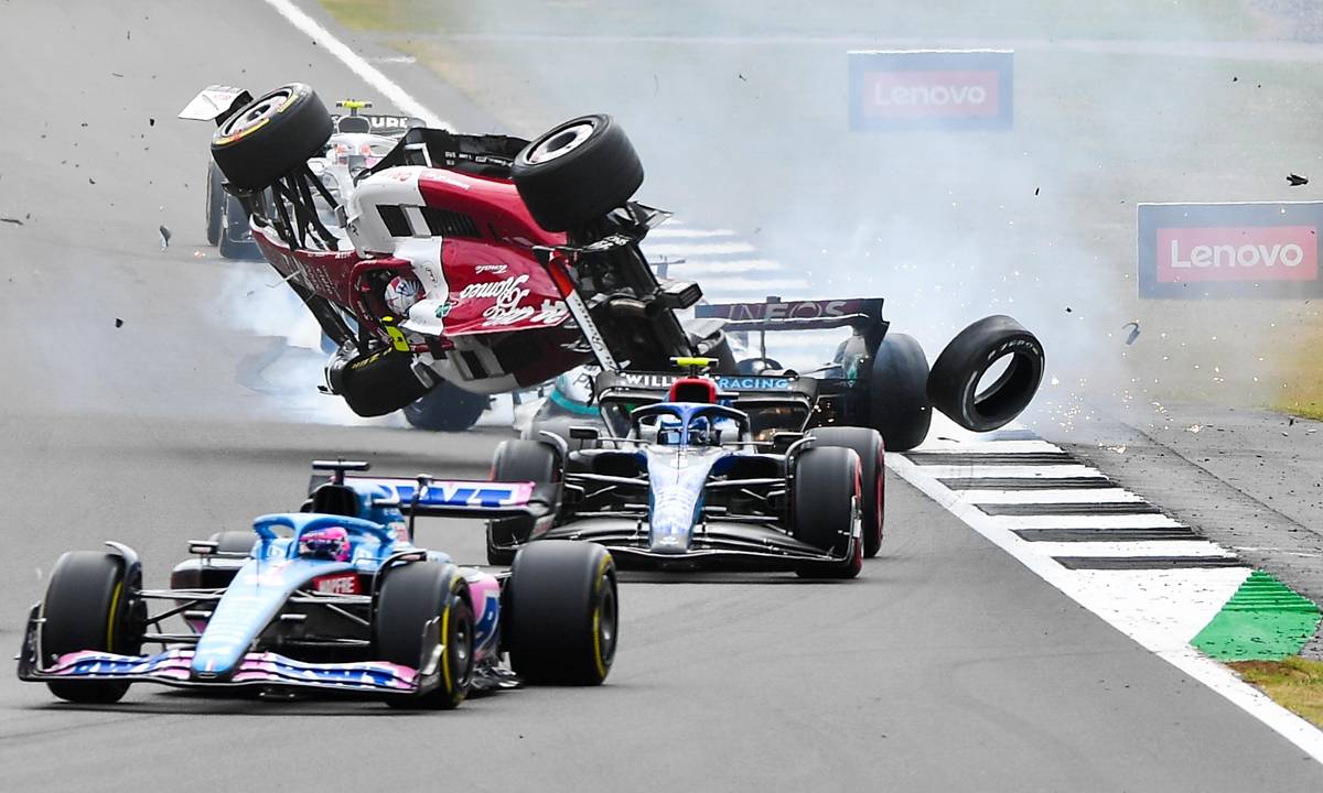 Sainz claims maiden win at British F1 GP, Zhou survives huge crash - Read  Qatar Tribune on the go for unrivalled news coverage